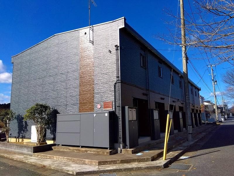 Main exterior of leopalace Sekifune