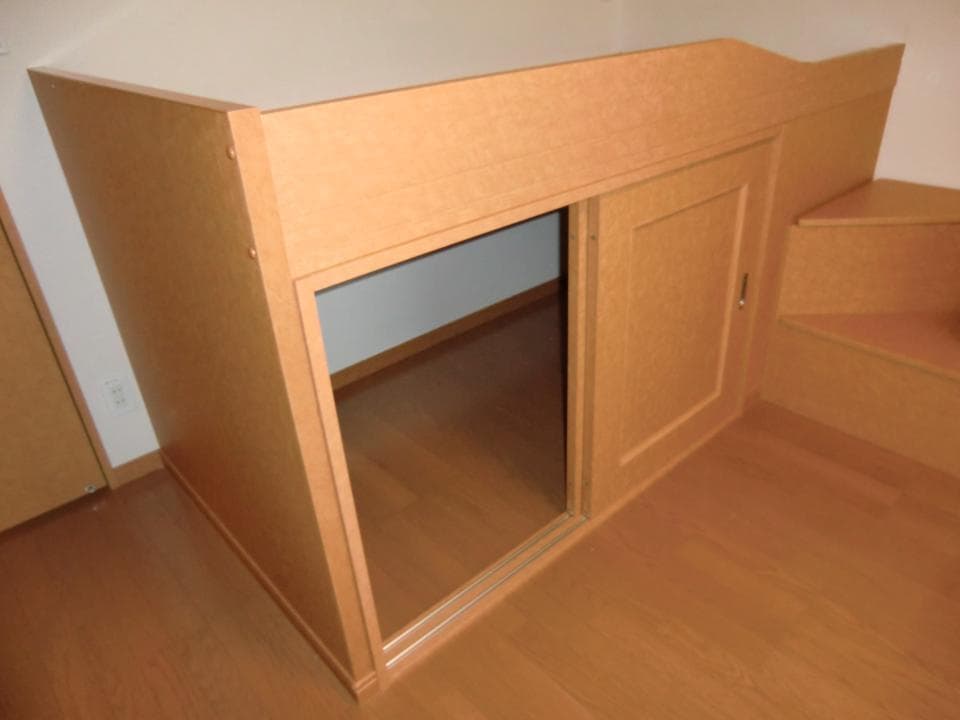Room image 10