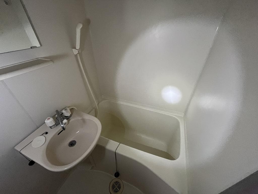Room image 9