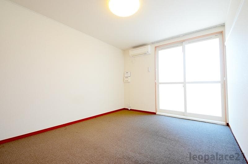 Preview interior of leopalace Guard 1