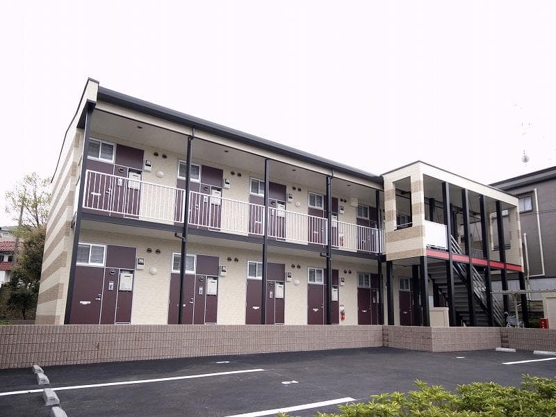 Main exterior of leopalace Residence Minami Kasugaoka