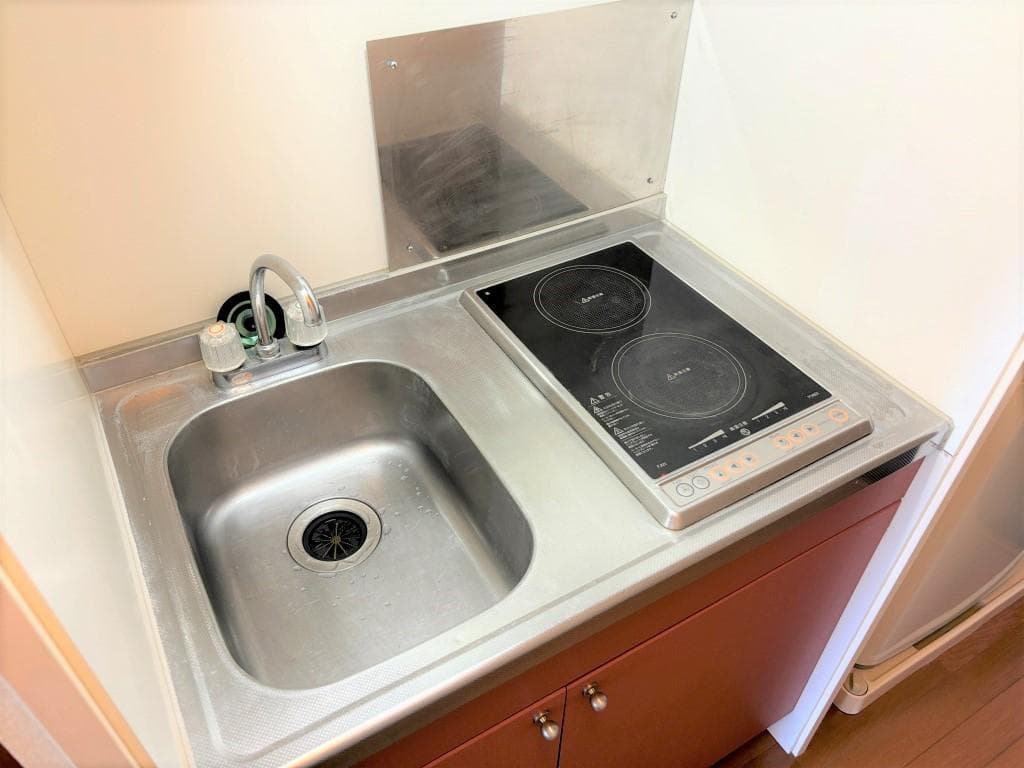 Room image 10