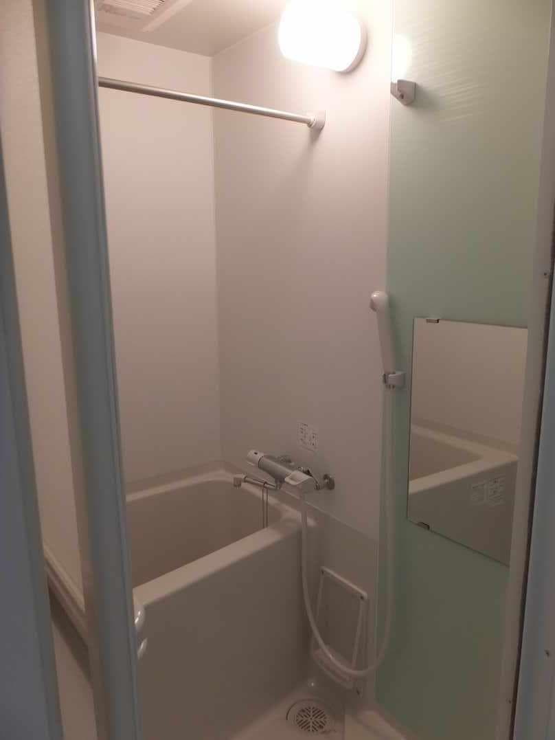 Room image 8