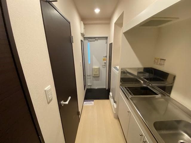 Room image 11