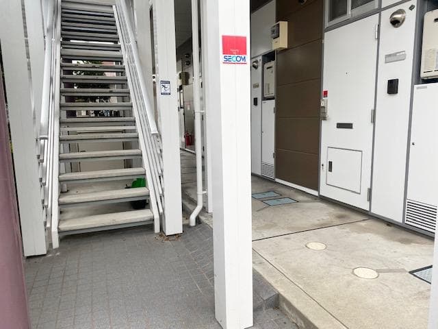 Room image 14