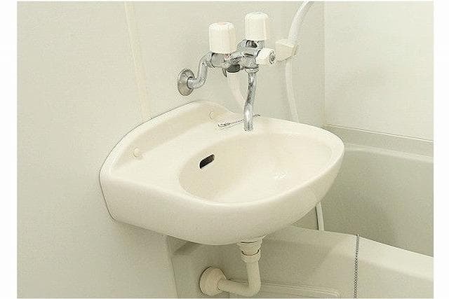 Room image 11