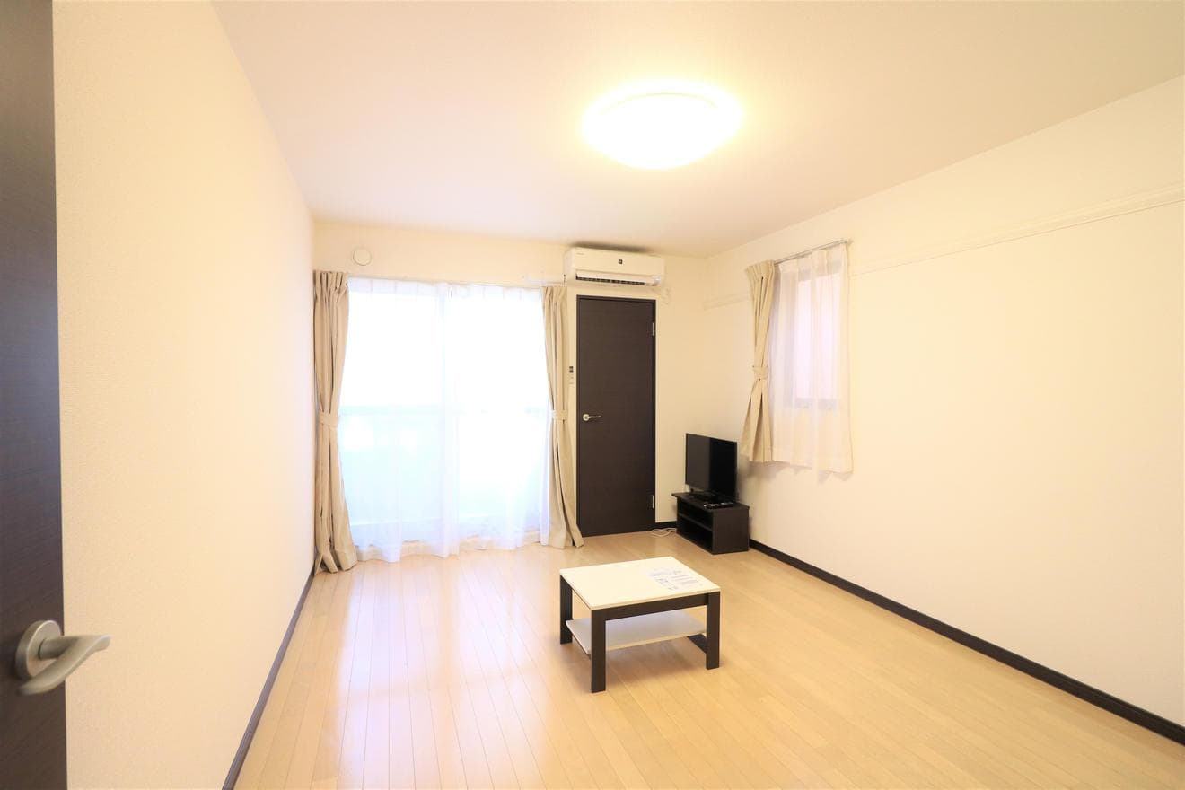 Preview interior of LEONEXT Cool de Iris