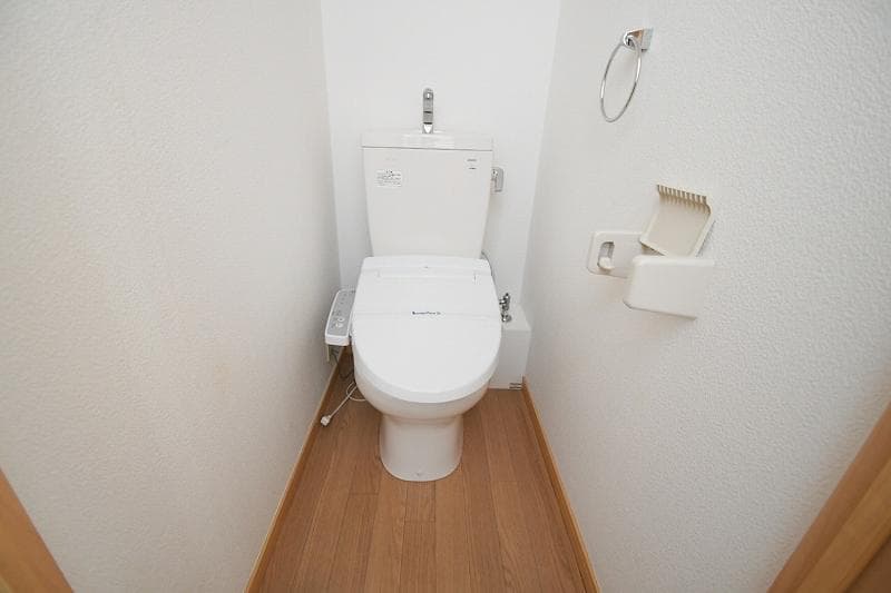 Room image 9
