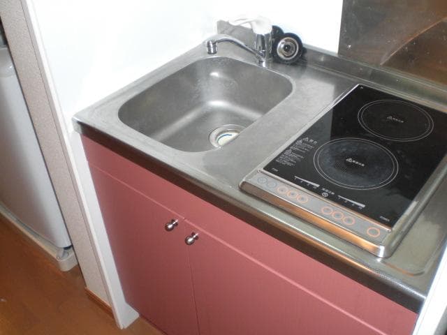 Room image 8