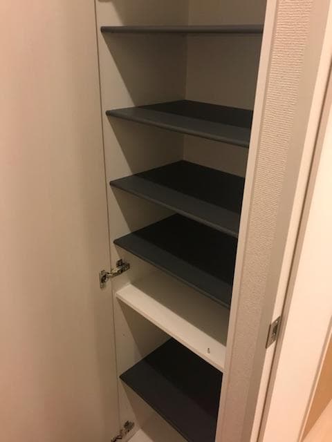 Room image 16