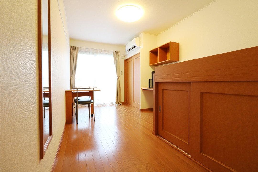 Preview interior of leopalace Fujiki