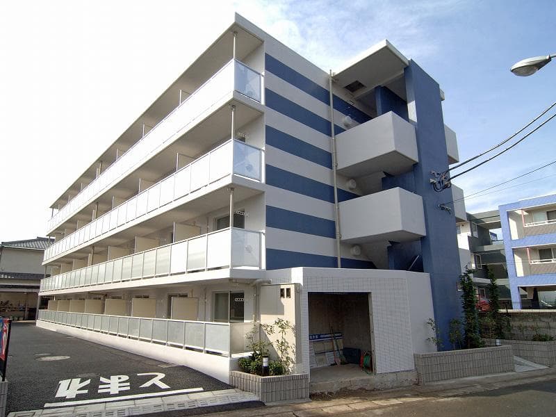 Main exterior of leopalace MOANA