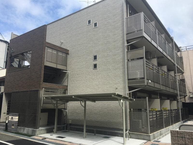 Main exterior of CLEINO Nozomi III