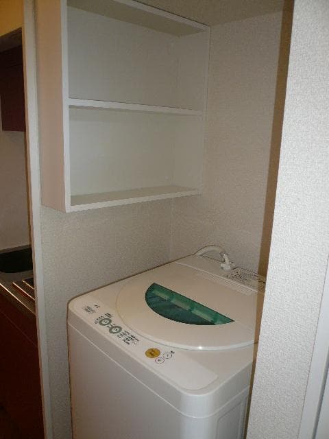 Room image 10