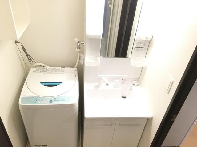 Room image 10
