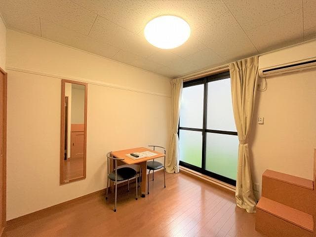 Preview interior of leopalace Itahara