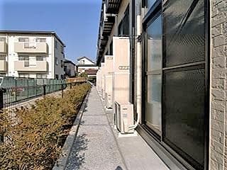 Room image 12