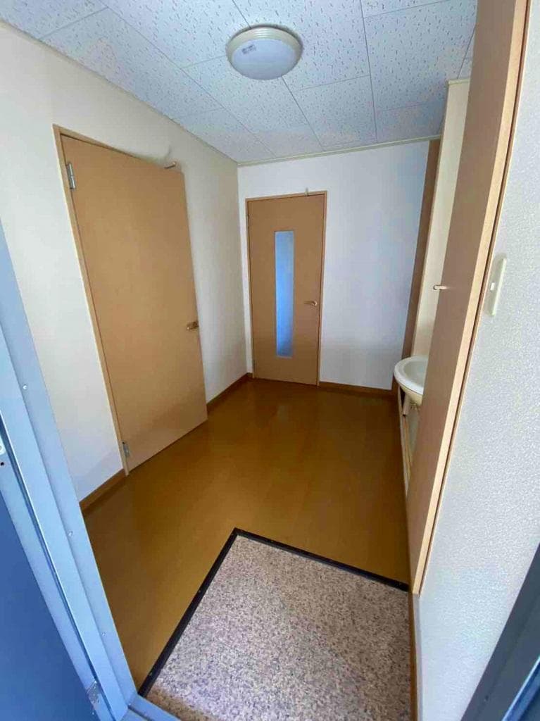 Room image 12