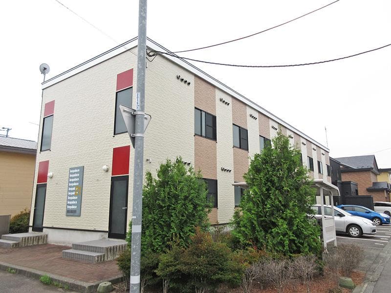 Main exterior of leopalace Pal