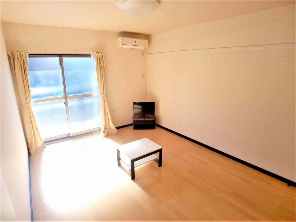 Preview interior of LEONEXT Luna Lumiere Koshigaya