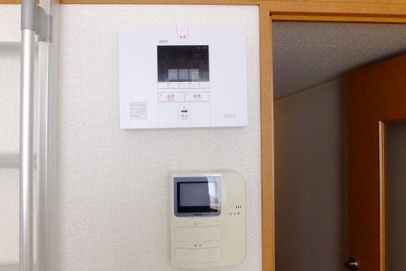 Room image 8