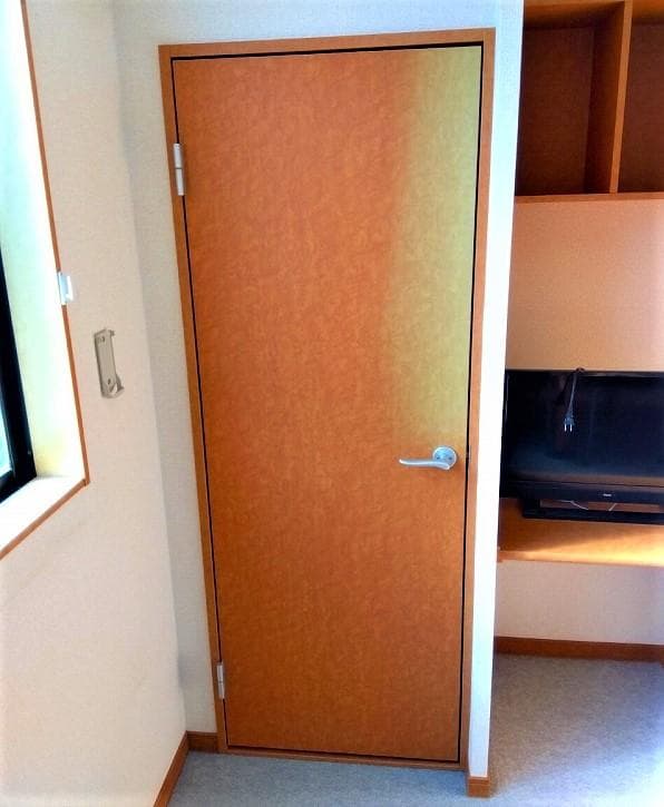 Room image 8