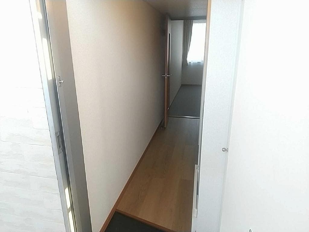 Room image 14
