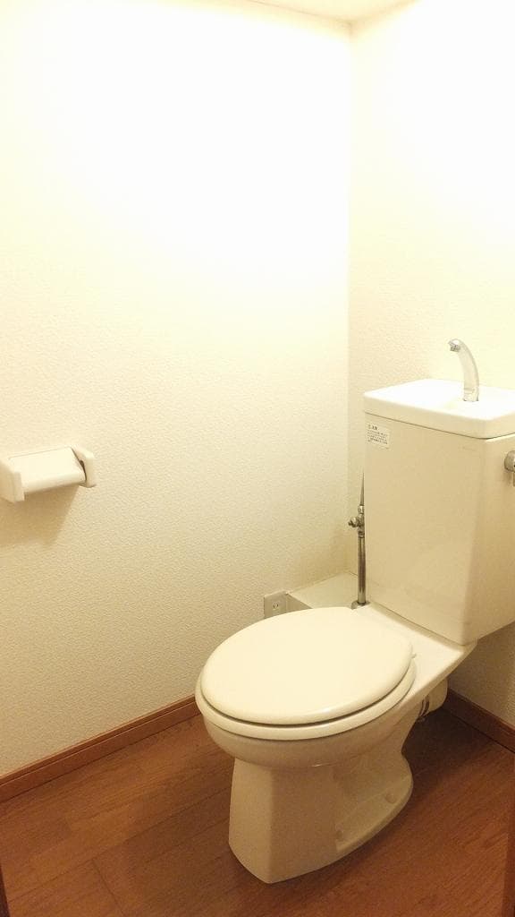 Room image 13