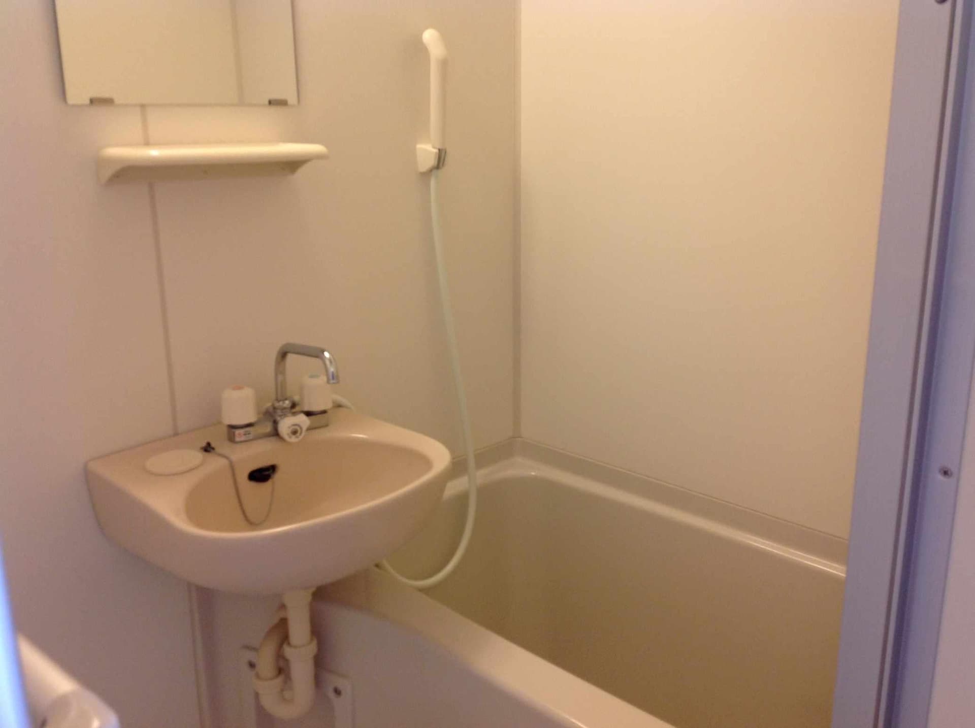 Room image 11