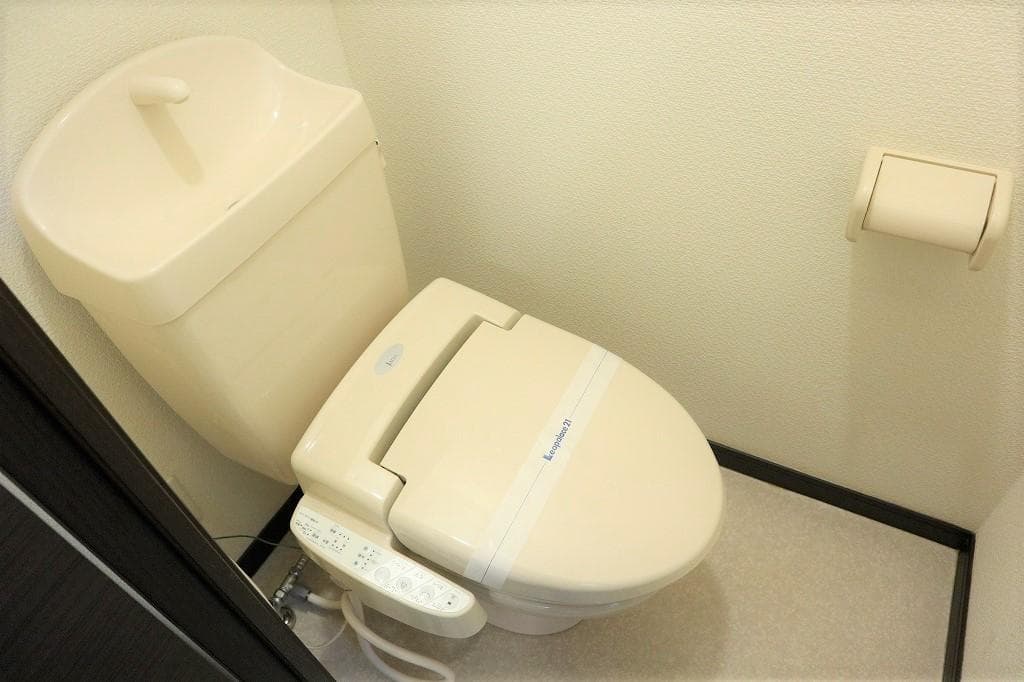 Room image 11