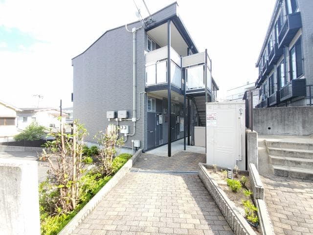 Room image 12