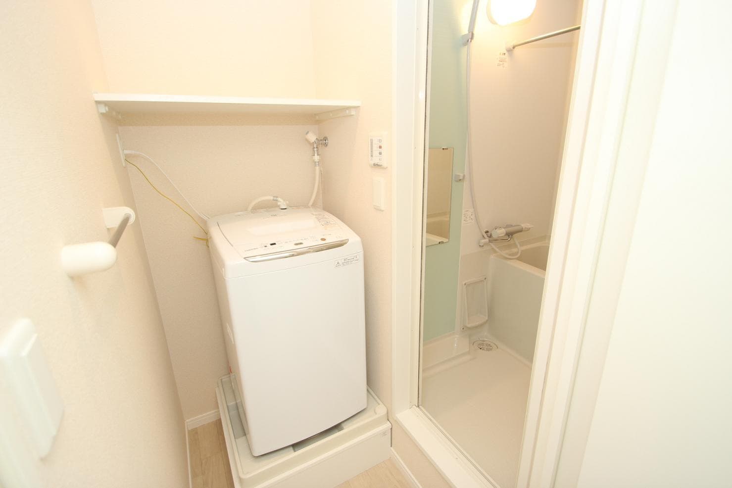 Room image 13