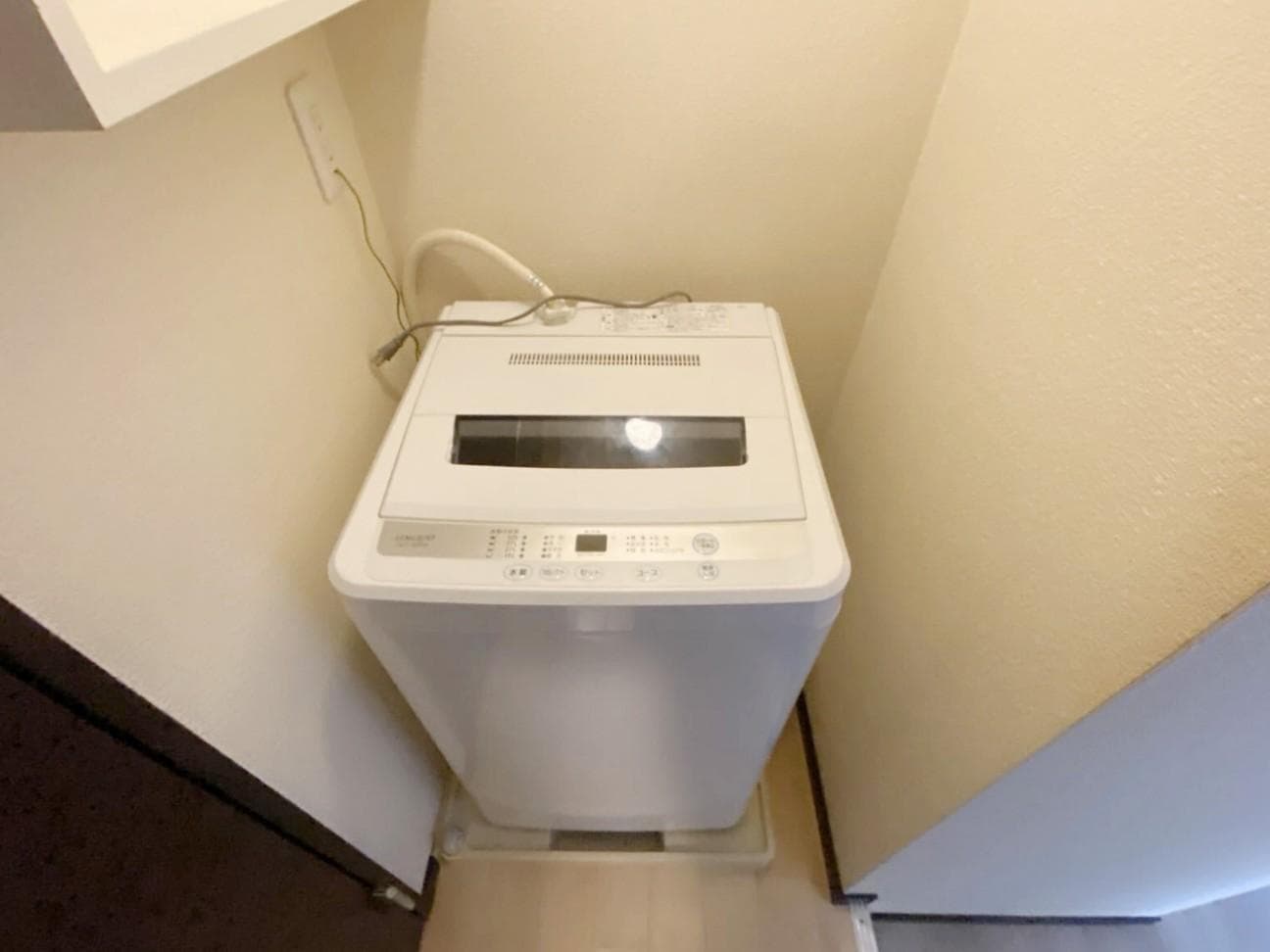 Room image 12