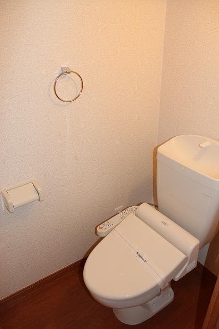 Room image 12