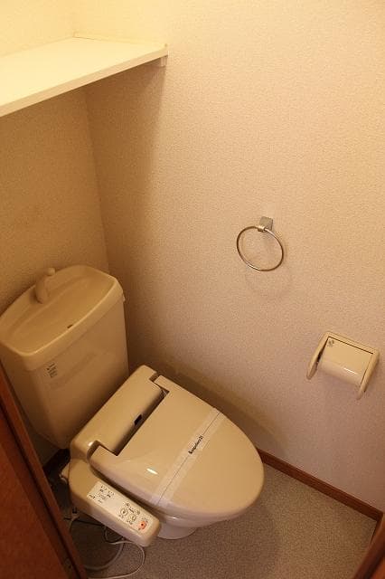 Room image 12
