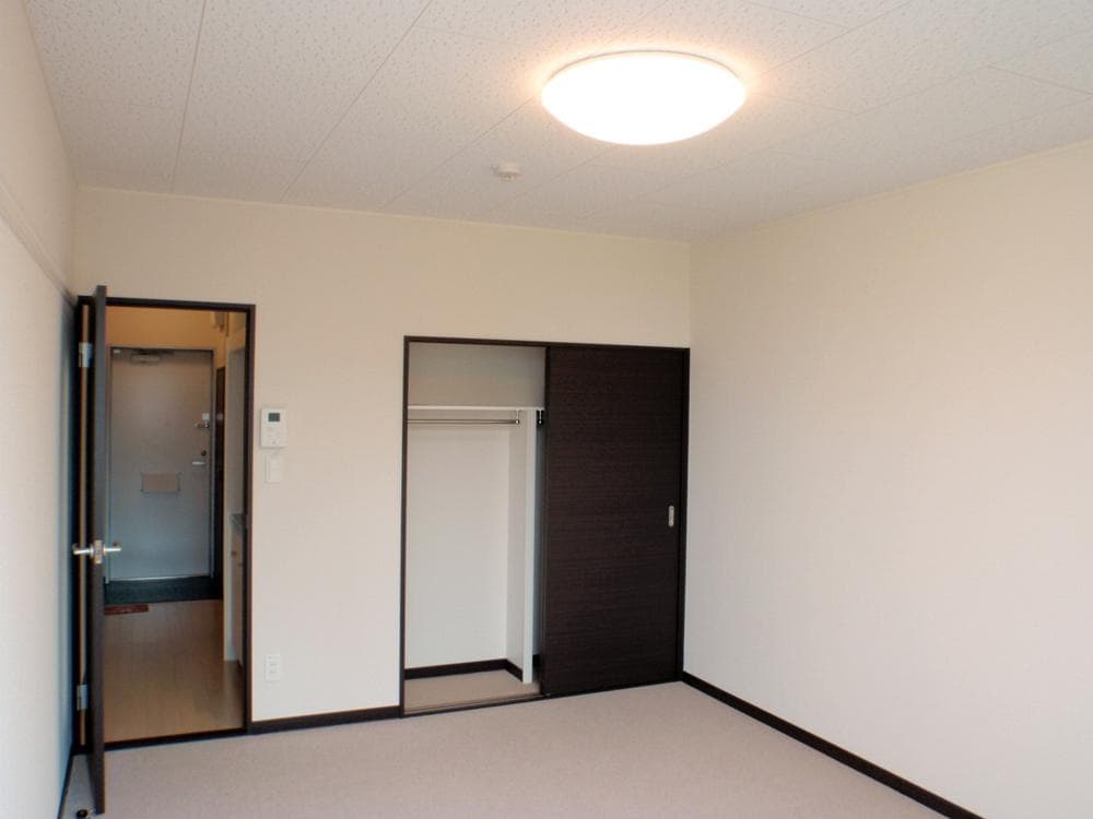 Preview interior of LEONEXT Tranquil