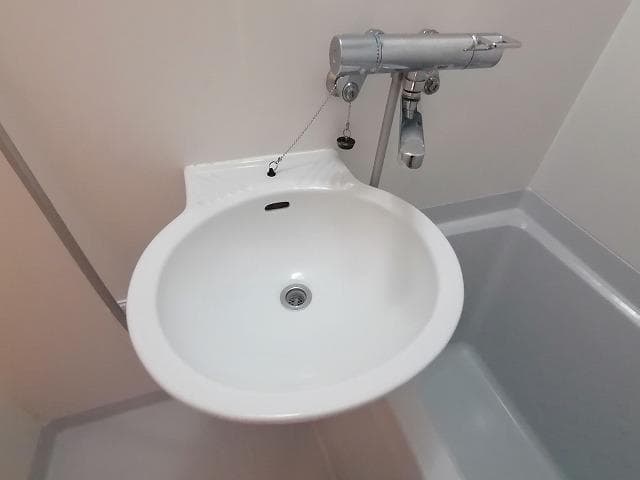Room image 9
