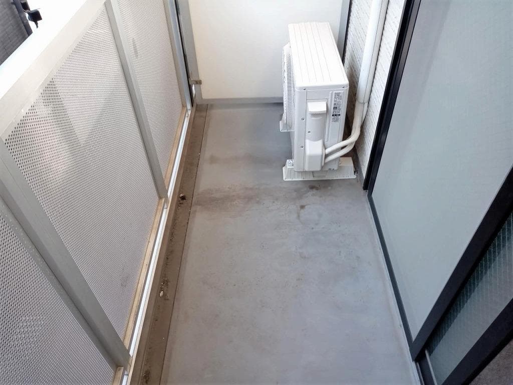 Room image 12