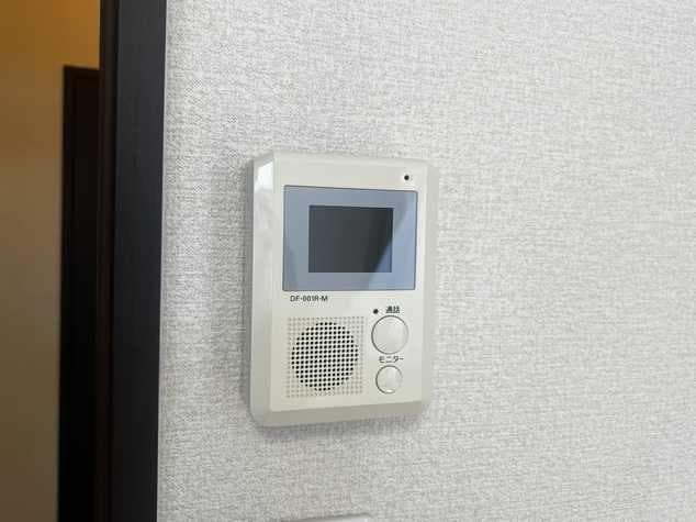 Room image 11