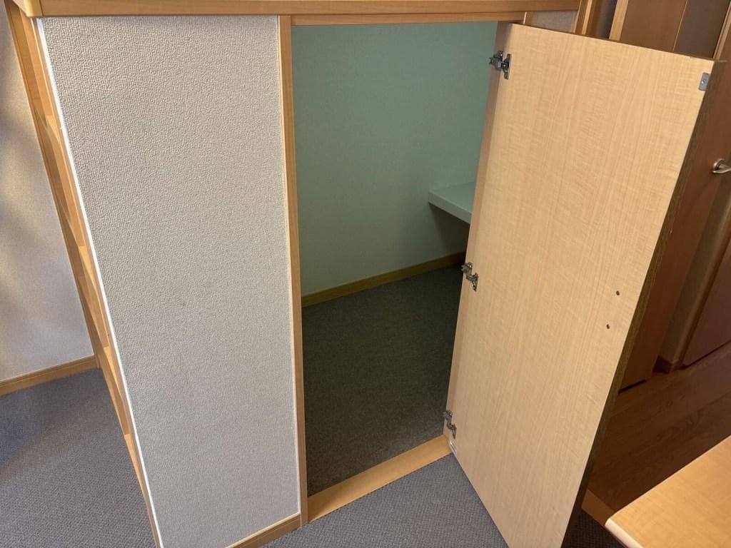 Room image 9
