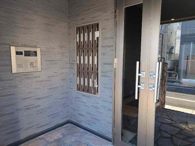 Room image 12