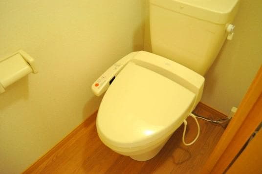Room image 8