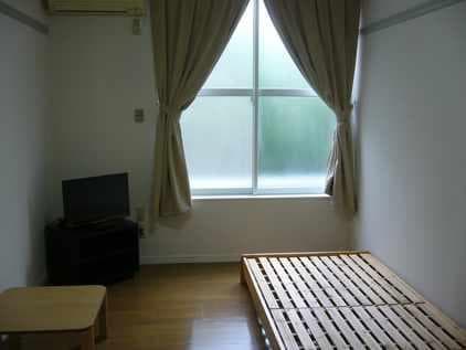 Room image 13