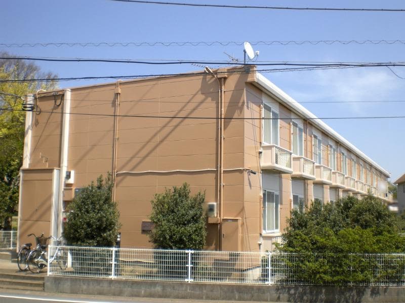 Main exterior of leopalace Nire no Ki