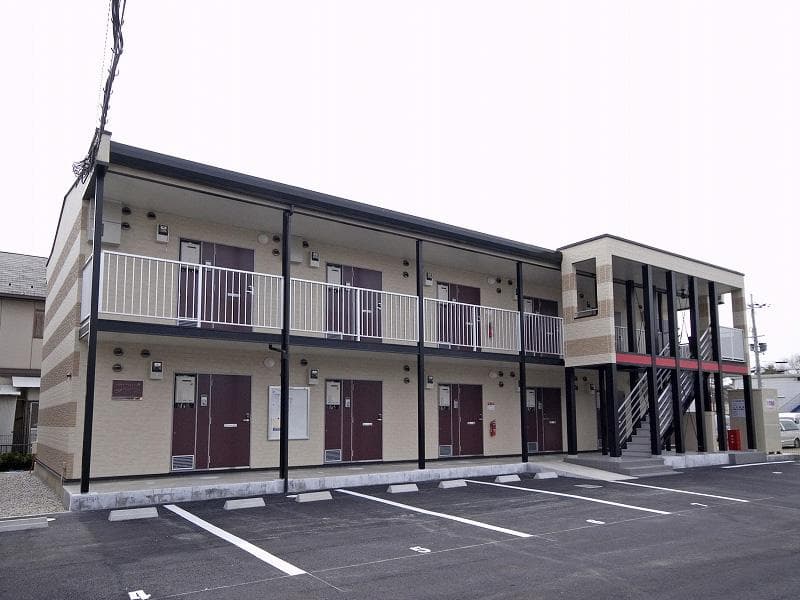 Main exterior of leopalace Youkaichi Inter Mae