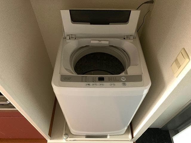 Room image 16