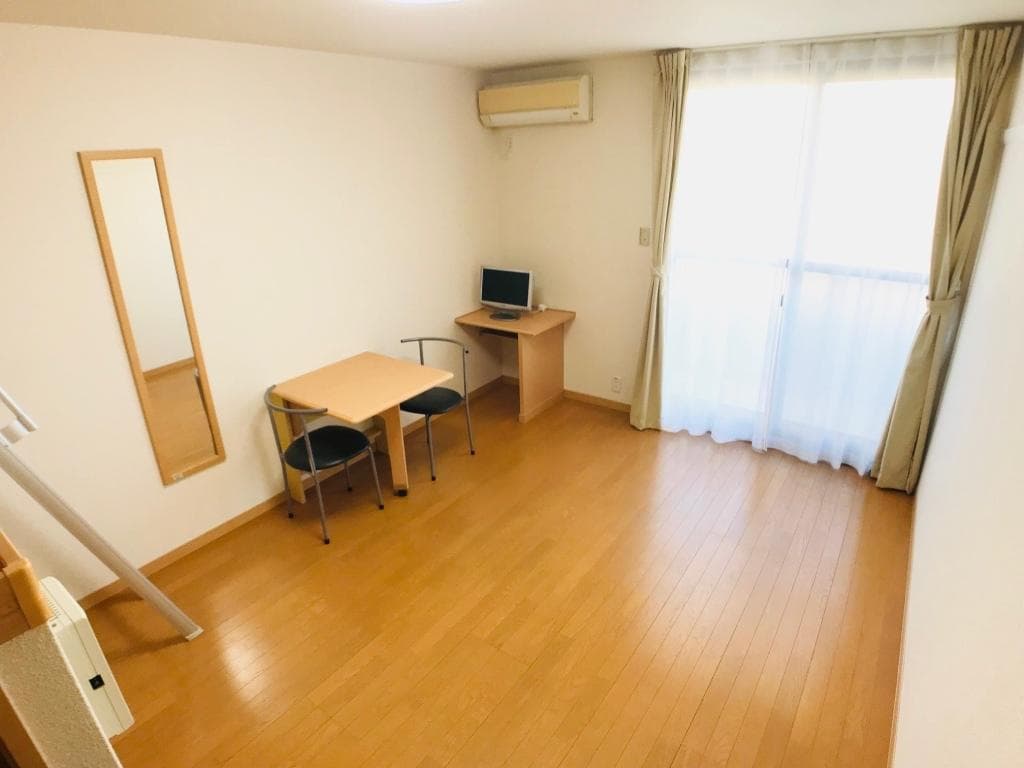 Preview interior of leopalace Sawa