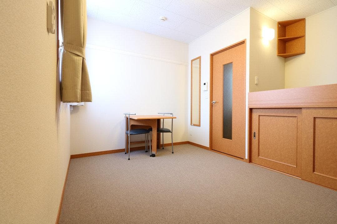 Preview interior of leopalace Crane Court Orihara