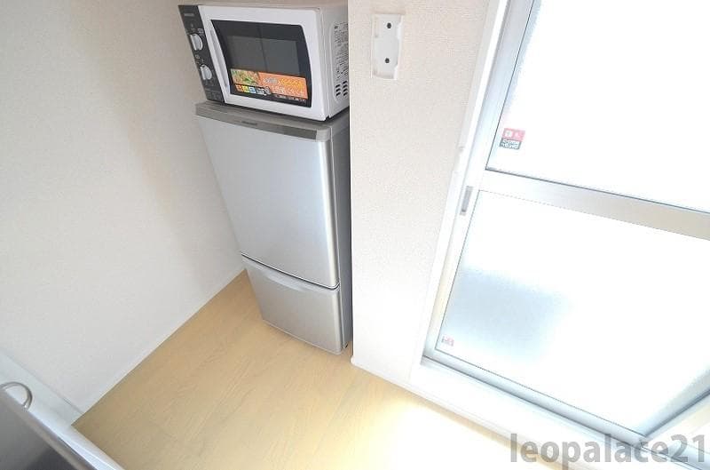 Room image 11