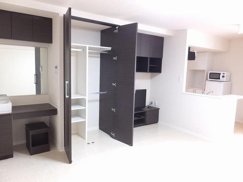 Preview interior of LEONEXT Yacho no Mori